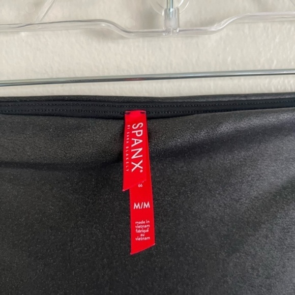 Spanx Ready To Wow Black Leggings Size M - Picture 6 of 6